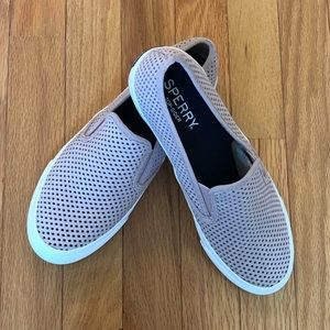 Sperry Women’s Perforated Seaside Sneaker- Pink 7